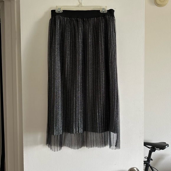 SW New York Black Sparkle Glitter Pleated Midi Skirt size Medium EUC - Picture 2 of 6